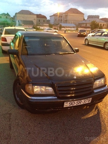 Mercedes C 220 1993, 420,000 km - 2.2 l - Bakı