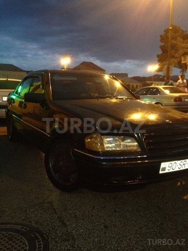 Mercedes C 220 1993, 420,000 km - 2.2 l - Bakı