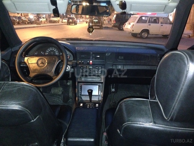 Mercedes C 220 1993, 420,000 km - 2.2 l - Bakı
