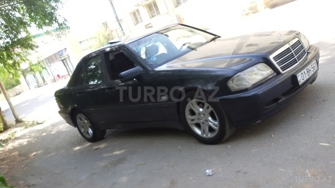 Mercedes C 180 1997, 300,000 km - 1.8 л - Bakı