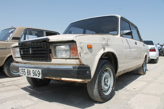 LADA (VAZ) 2107 1983, 200,000 km - 1.5 l - Bakı