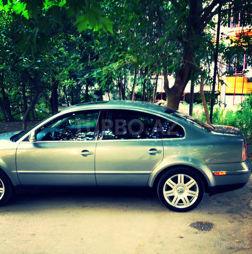 Volkswagen Passat 2004, 175,000 km - 1.8 l - Bakı