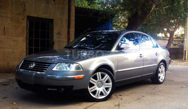 Volkswagen Passat 2004, 175,000 km - 1.8 l - Bakı