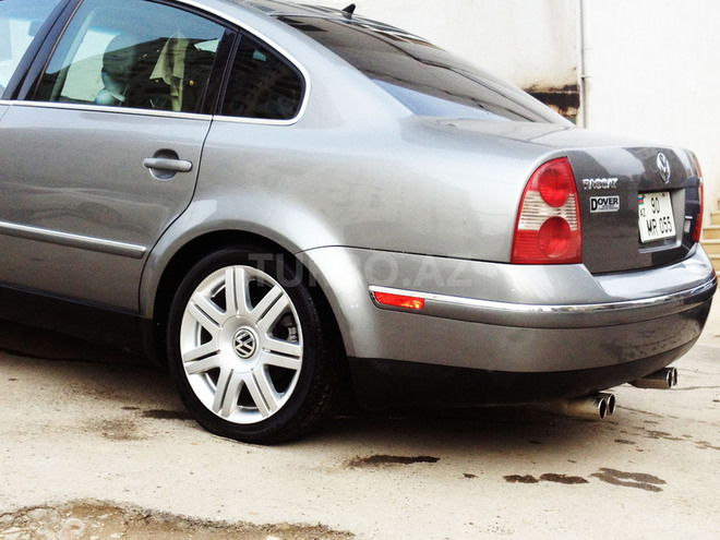Volkswagen Passat 2004, 175,000 km - 1.8 l - Bakı