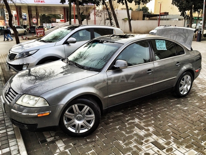 Volkswagen Passat 2004, 175,000 km - 1.8 l - Bakı