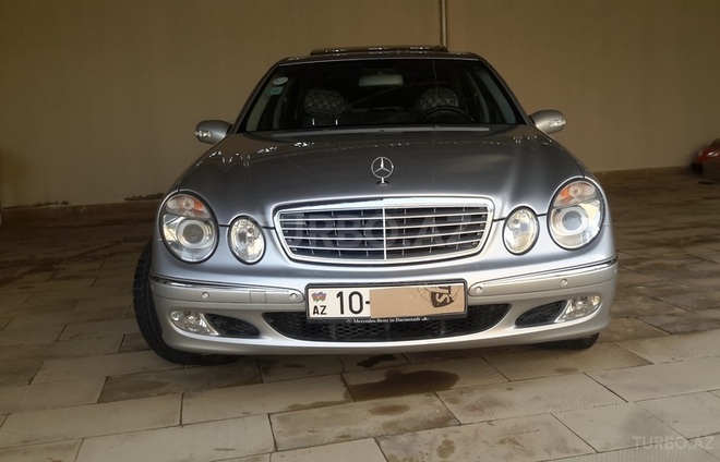 Mercedes E 240 2002, 144,000 km - 2.6 l - Bakı