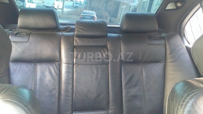 BMW 528 1999, 249,000 km - 2.8 l - Bakı