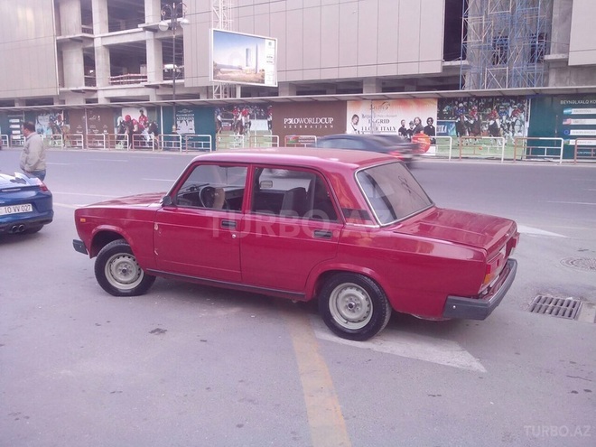 LADA (VAZ) 2107 2006, 130,000 km - 1.6 l - Bakı