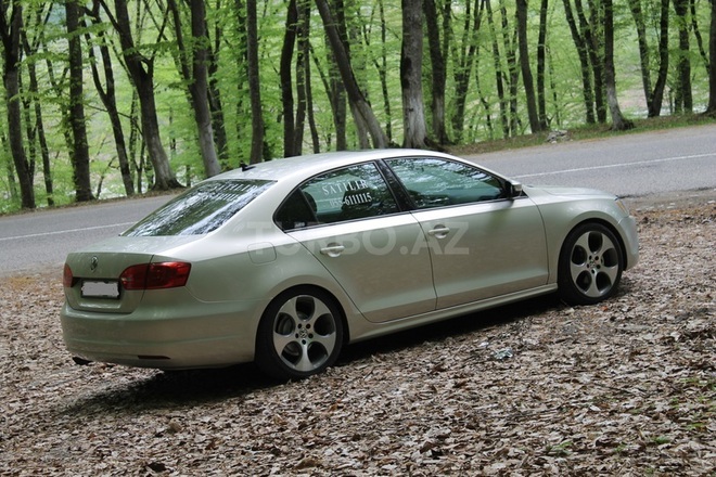 Volkswagen Jetta 2011, 37,000 km - 2.5 l - Bakı