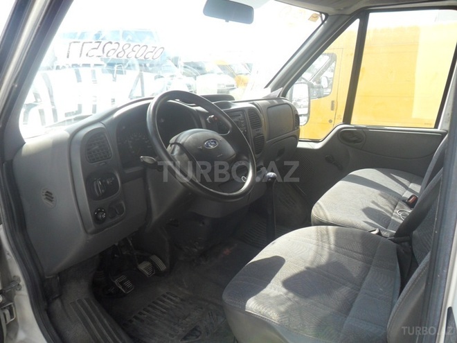 Ford Transit 2005, 200,000 km - 2.4 l - Bakı