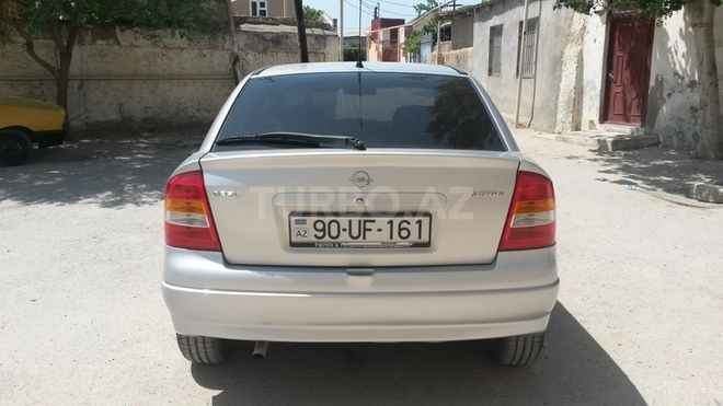 Opel Astra 1998, 167,000 km - 1.8 l - Bakı