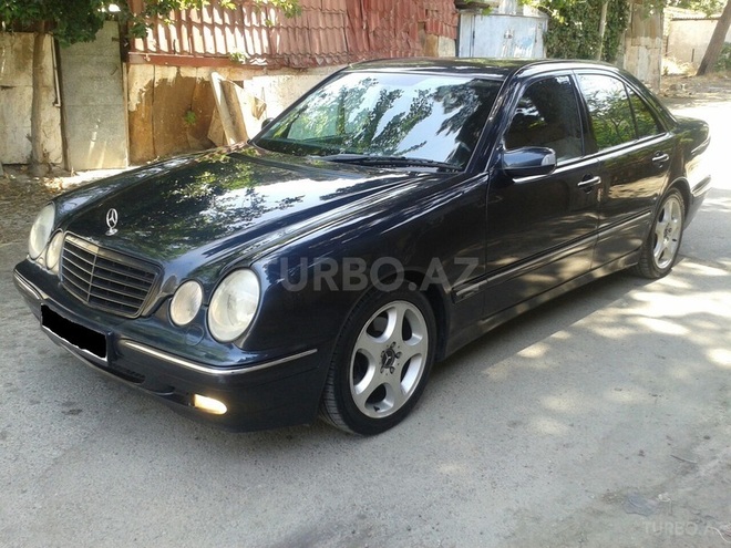 Mercedes E 270 1999, 230,000 km - 2.7 l - Bakı