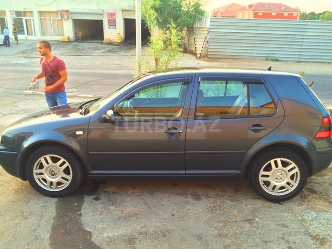 Volkswagen Golf 2000, 225,000 km - 1.6 l - Bakı