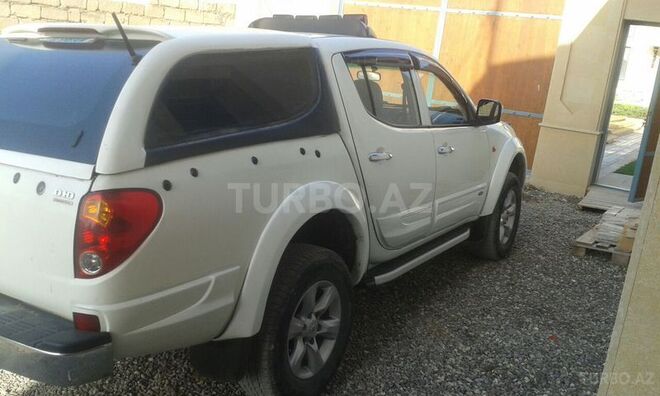 Mitsubishi L200 2007, 180,000 km - 2.5 l - Bakı