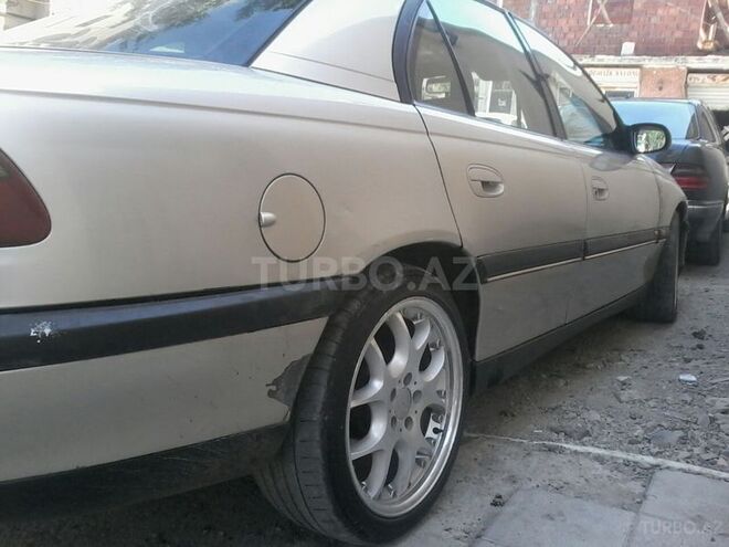 Opel Omega 1995, 296,121 km - 2.0 л - Bakı
