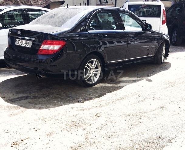 Mercedes C 300 2010, 45,000 km - 3.0 l - Bakı