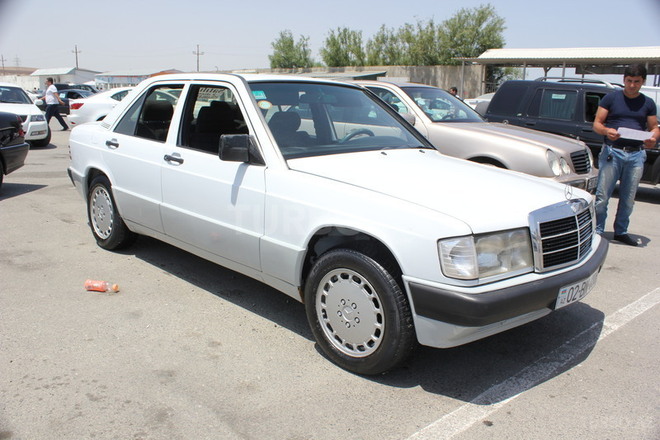 Mercedes 190 1991, 250,000 km - 2.0 l - Bakı