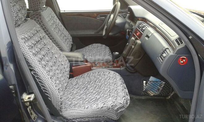 Mercedes E 220 2000, 190,000 km - 2.2 l - Bakı
