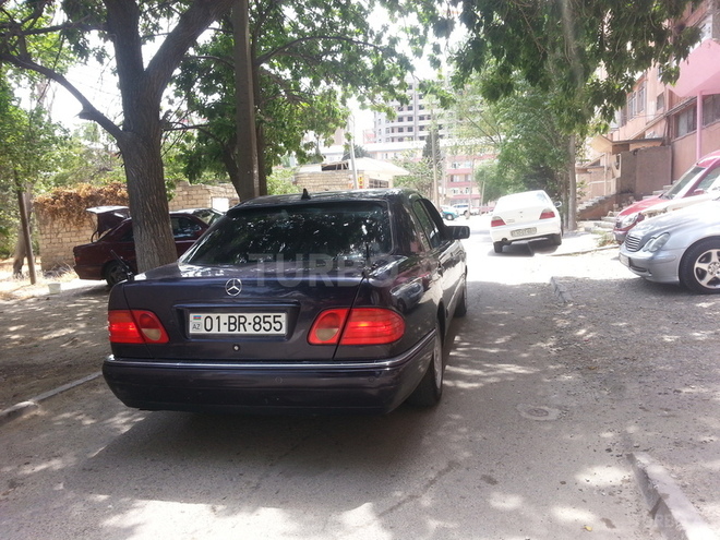 Mercedes E 240 1998, 231,568 km - 2.4 л - Bakı