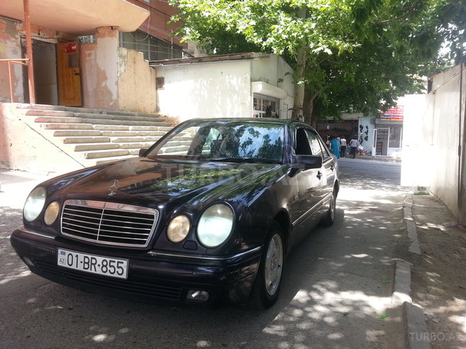 Mercedes E 240 1998, 231,568 km - 2.4 л - Bakı
