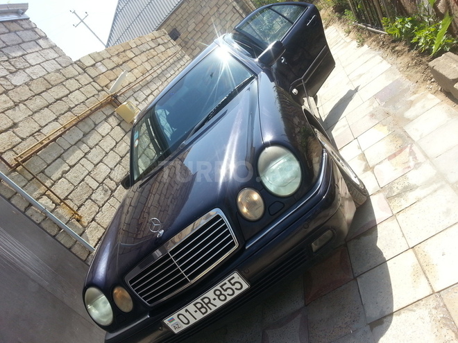 Mercedes E 240 1998, 231,568 km - 2.4 л - Bakı