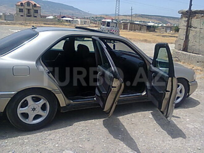Mercedes C 240 1995, 100,000 km - 2.4 l - Bakı