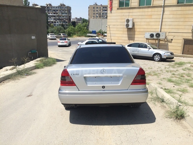 Mercedes C 180 1997, 250,000 km - 1.8 л - Bakı