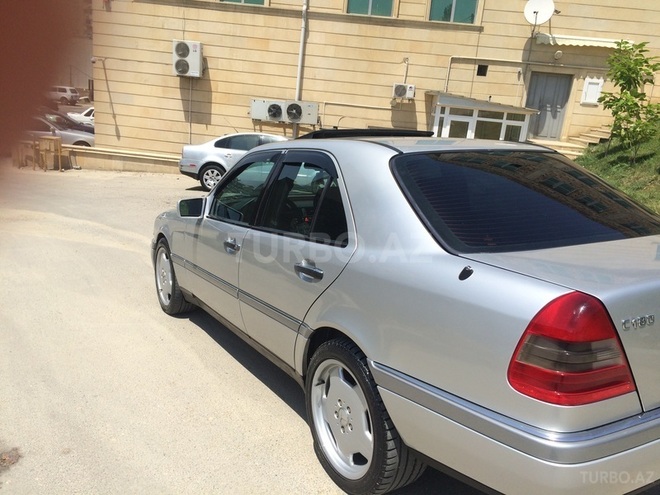 Mercedes C 180 1997, 250,000 km - 1.8 л - Bakı