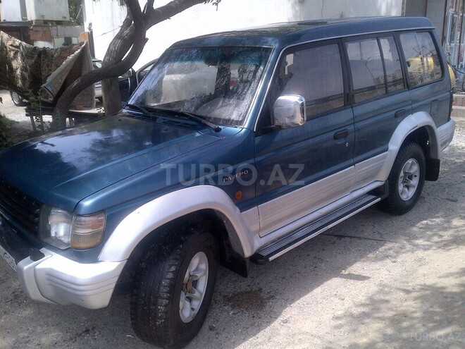 Mitsubishi Pajero 1993, 268,000 km - 2.5 l - Bakı