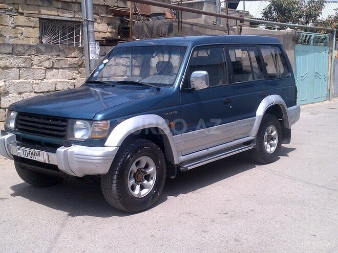 Mitsubishi Pajero 1993, 268,000 km - 2.5 l - Bakı