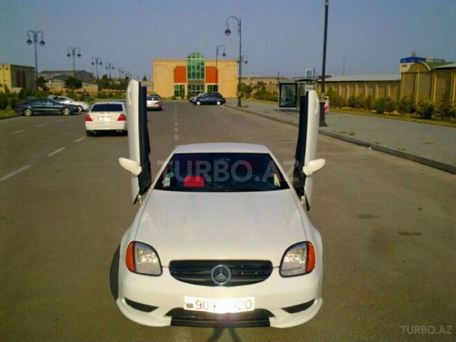 Mercedes SLK 320 2001, 98,000 km - 3.2 л - Bakı