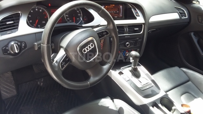 Audi A4 2011, 90,000 km - 2.0 l - Bakı