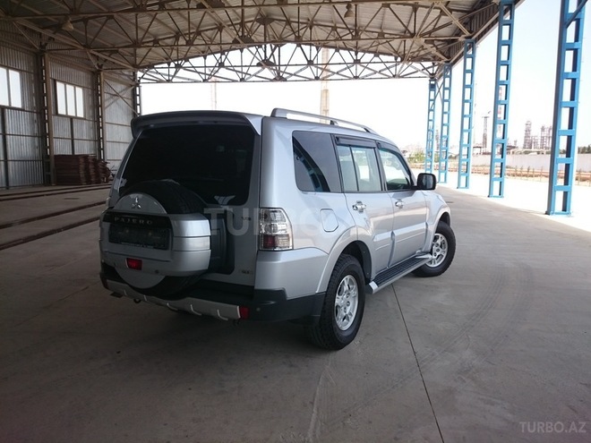 Mitsubishi Pajero 2007, 72,000 km - 3.0 l - Bakı