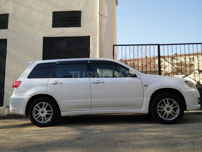 Mitsubishi Airtrek 2001, 139,000 km - 2.0 л - Bakı