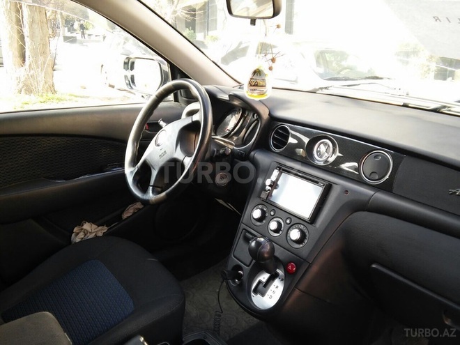Mitsubishi Airtrek 2001, 139,000 km - 2.0 л - Bakı
