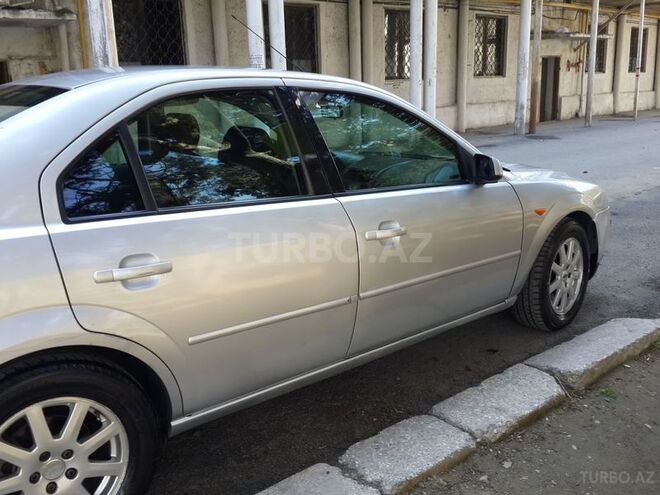 Ford Mondeo 2001, 267,000 km - 2.0 л - Bakı