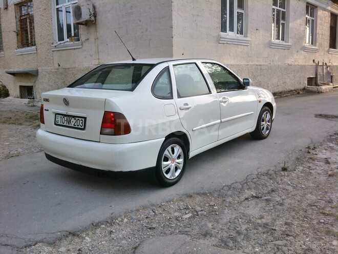 Volkswagen Polo 1997, 300,000 km - 1.6 l - Bakı
