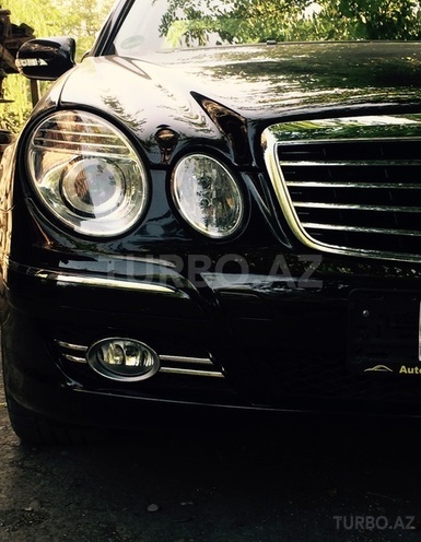 Mercedes E 220 2007, 180,000 km - 2.2 l - Bakı