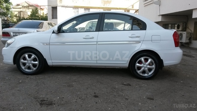 Hyundai Accent 2009, 120,000 km - 1.6 л - Bakı