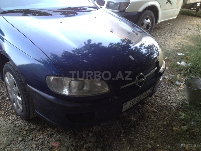 Opel Omega 1995, 250,000 km - 2.0 л - Bakı