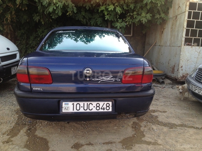 Opel Omega 1995, 250,000 km - 2.0 л - Bakı