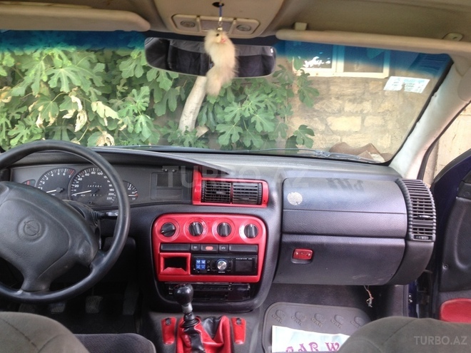 Opel Omega 1995, 250,000 km - 2.0 л - Bakı