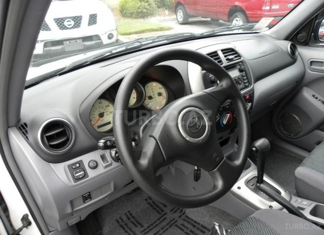 Toyota RAV4 2001, 160,000 km - 2.0 л - Bakı