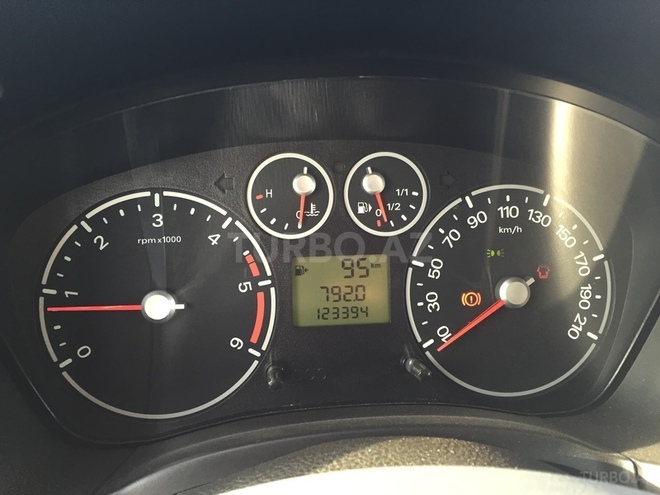 Ford Tourneo Connect 2009, 123,394 km - 1.8 l - Bakı