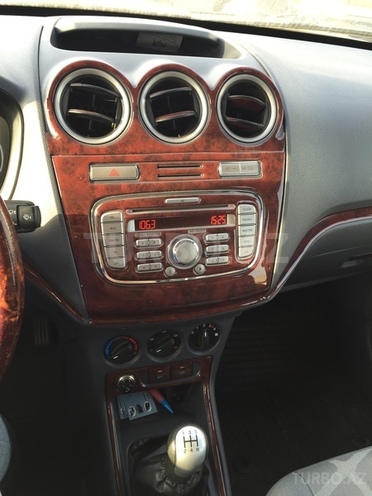 Ford Tourneo Connect 2009, 123,394 km - 1.8 l - Bakı