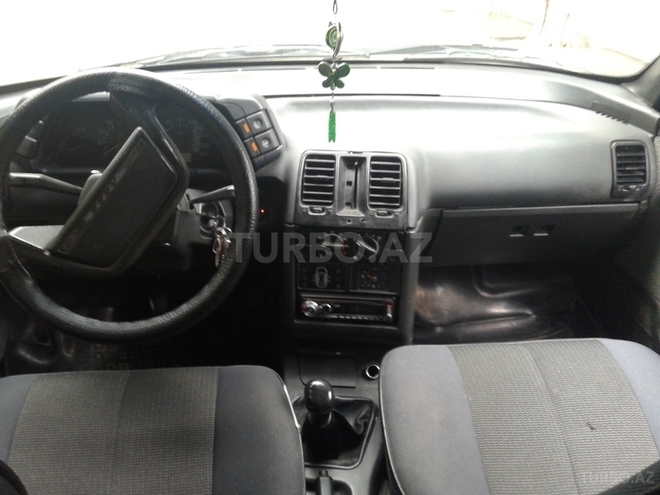 LADA (VAZ) 2110 2001, 160,000 km - 1.5 л - Bakı