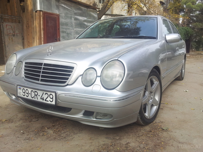 Mercedes E 240 2000, 160,830 km - 2.6 l - Bakı