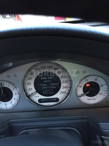 Mercedes E 320 2004, 206,000 km - 3.2 l - Bakı
