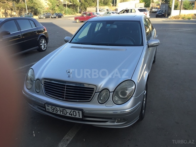 Mercedes E 320 2004, 206,000 km - 3.2 l - Bakı
