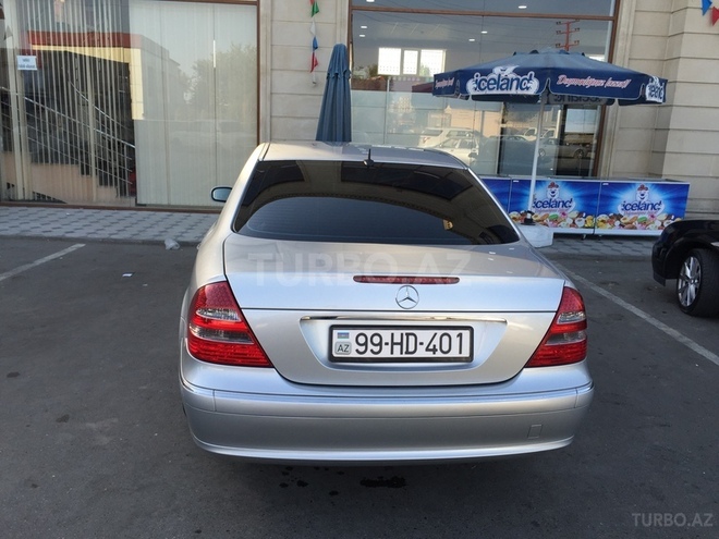 Mercedes E 320 2004, 206,000 km - 3.2 l - Bakı